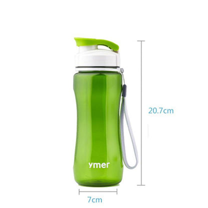 Gourde type Bouteille d'eau pratique de 560ml avec clapet anti-fuite le compagnon idéal pour votre sport.