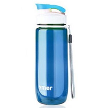 Gourde type Bouteille d'eau pratique de 560ml avec clapet anti-fuite le compagnon idéal pour votre sport.